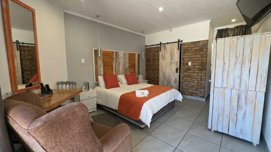 Commercial Property for Sale in Flamwood North West